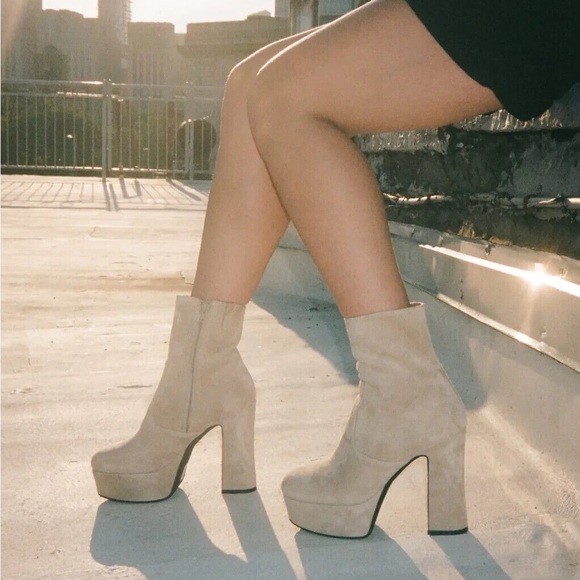Jeffrey Campbell Shoes - Jeffrey Campbell Bratz- Platform Suede Boots Size 6